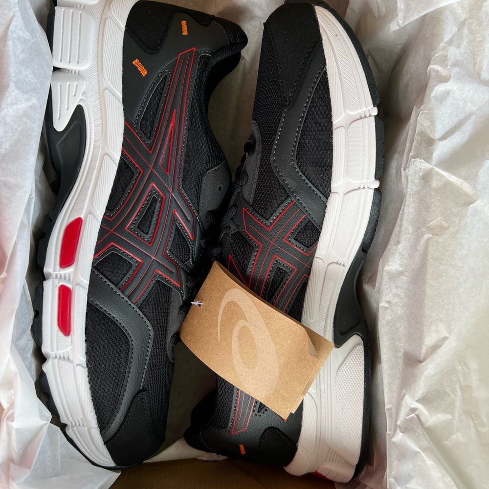 COPY - Men’s ASIC running shoes black size 11